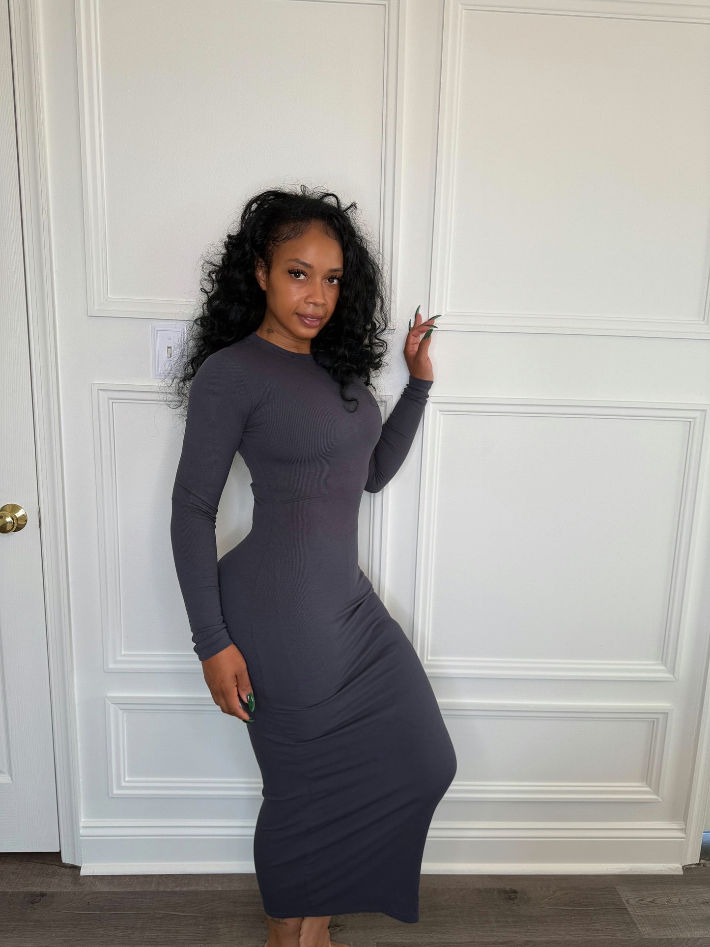 MAXI DRESS-LONG SLEEVE